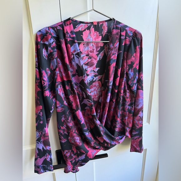 Eight Sixty Floral Blouse - Picture 6 of 6
